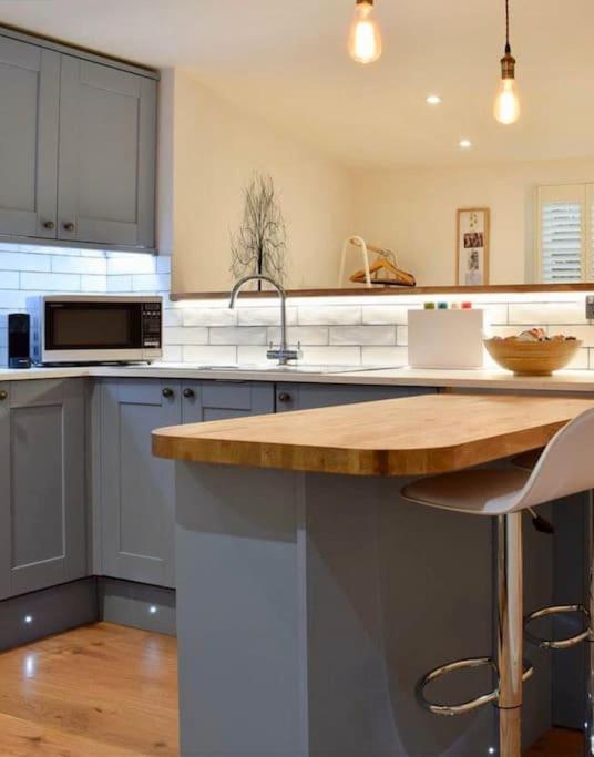 The Snug Entire Home Sleeps 2, Stratford Upon Avon Shottery المظهر الخارجي الصورة